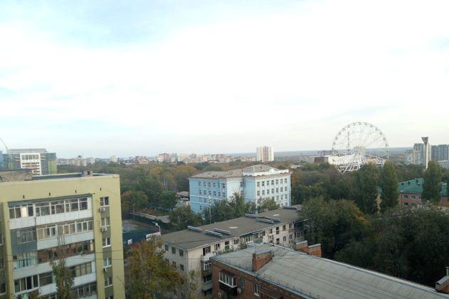 Квартира на продажу в Ростове-на-Дону, улица Максима Горького, 256 фото №0